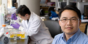 Адъюнкт-профессор дерматологии Школы медицины Стэнфордского университета  Говард Чэн (Howard Chang), MD, PhD.