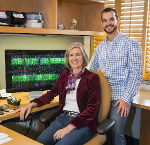 Дженнифер Дудна (Jennifer Doudna) и Самуил Штернберг (Samuel Sternberg) установили, как РНК-направляемый фермент Cas9 находит определенные содержащие 20 пар оснований последовательности-мишени в геноме из миллионов и даже миллиардов пар оснований.