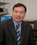 Профессор кафедры молекулярной фармакологии Дуншэн Цай (Dongsheng Cai), MD, PhD.