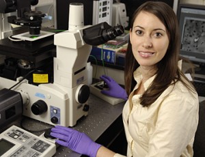 Стефани Фрейли (Stephanie Fraley), докторант кафедры химии и биомолекулярной инженерии, ведущий автор исследования.